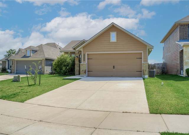 Property at 2020 Sorrento Ct, Bryan, TX 77808, 3 beds, 2 baths