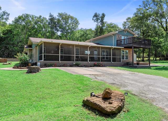 Property at 87 Tonkawa Dr, Hilltop Lakes, TX 77871, 5 beds, 3 baths