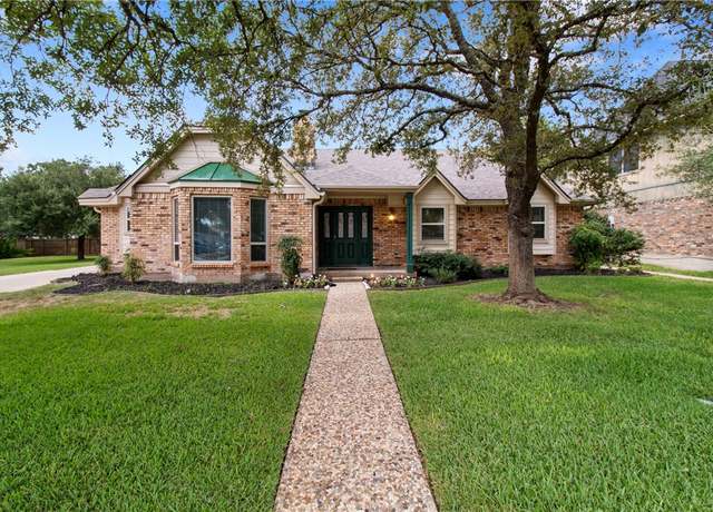Property at 2807 Barwick Cir, Bryan, TX 77802, 5 beds, 3.5 baths
