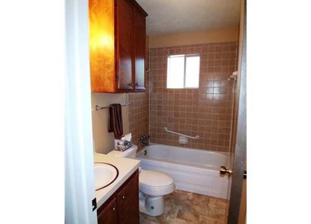 Property at 2702 Silver Maple Dr, Bryan, TX 77803, 3 beds, 2 baths