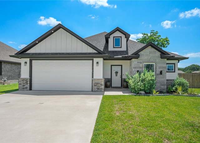 Property at 2987 Archer Dr, Bryan, TX 77808, 4 beds, 2.5 baths