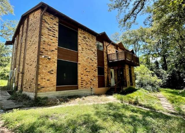 Property at 113 Post Oak, Hilltop Lakes, TX 77871, 5 beds, 4 baths