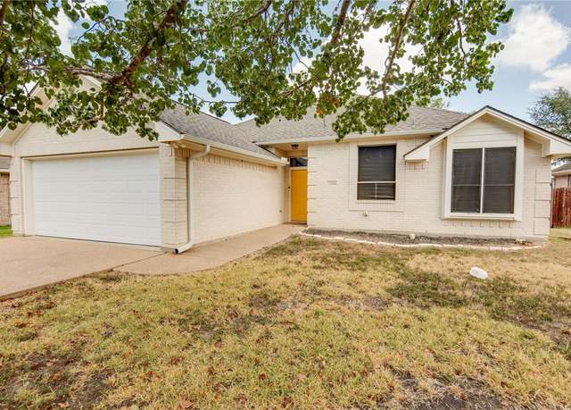 Property at 3739 Chantal Cir, College Station, TX 77845, 4 beds, 2 baths