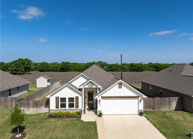 Property at 305 Brazos Bnd, Snook, TX 77879, 3 beds, 2 baths