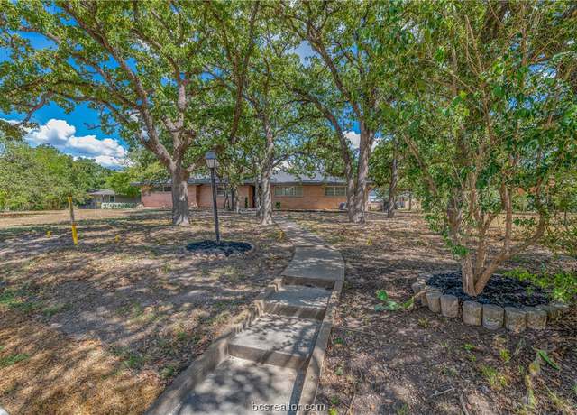 Photo of 1200 Orr St, College Station, TX 77840