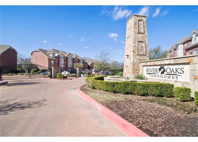 Property at 305 Holleman Dr E #601, College Station, TX 77840, 3 beds, 3.5 baths