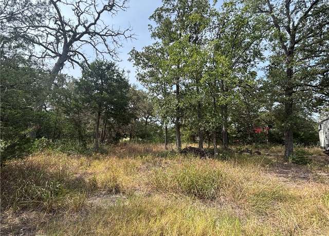 Property at 502 Packers Cir, Somerville, TX 77879