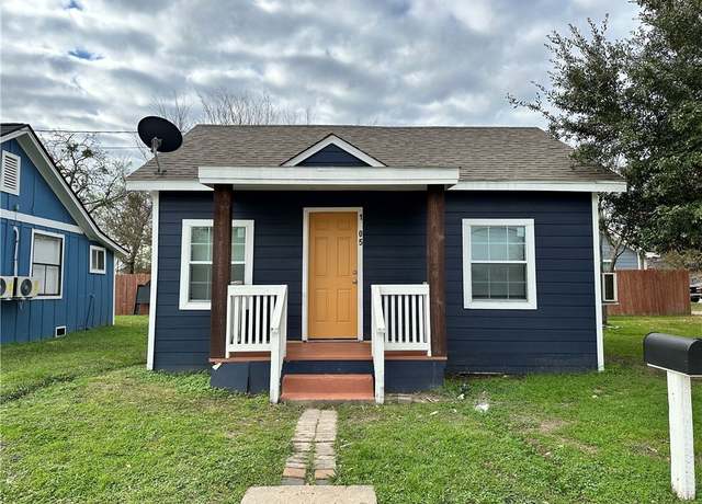 Property at 1303 Saunders St, Bryan, TX 77803, 2 beds, 1 bath