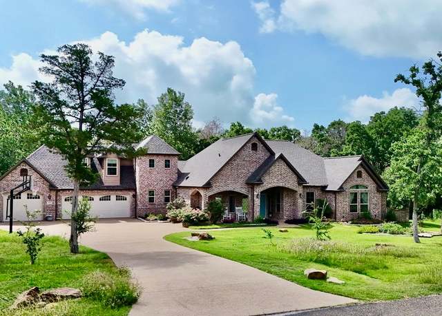 Property at 5395 Stirrup Dr, College Station, TX 77845, 4 beds, 3.5 baths