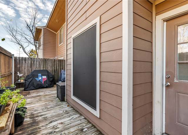 Property at 2807 Wildflower Dr #40, Bryan, TX 77802, 3 beds, 2 baths