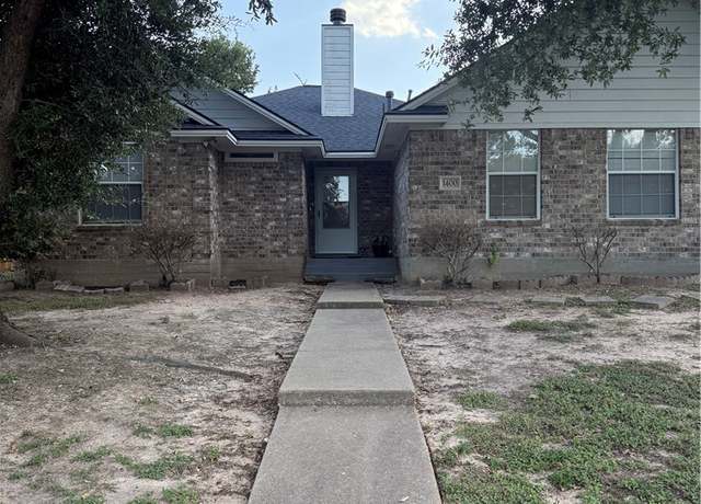 Property at 1400 Prairie Dr, Bryan, TX 77802, 3 beds, 2 baths