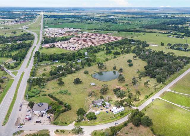 Property at 1839 Smetana Rd, Bryan, TX 77807