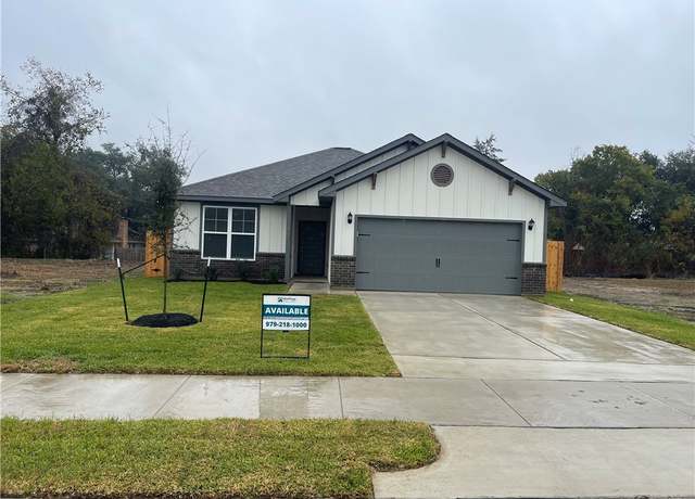 Property at 1807 Rubicon Ct, Caldwell, TX 77836, 3 beds, 2 baths