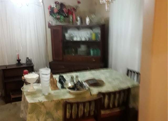 Property at 206 La Grange St, Giddings, TX 78942, 3 beds, 2 baths