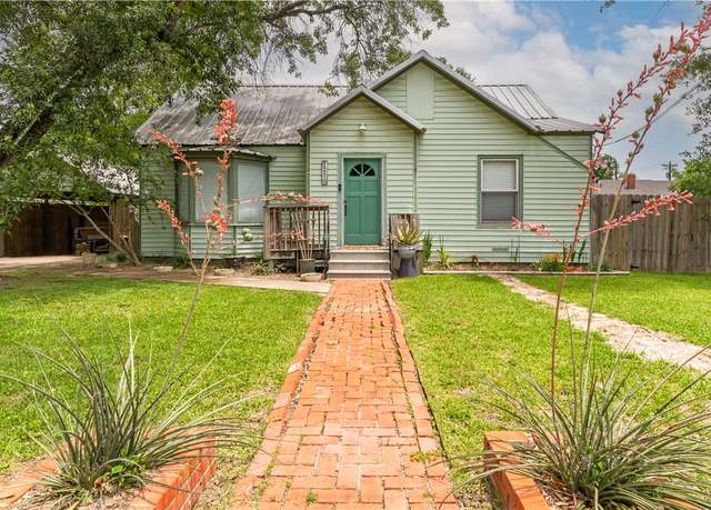 Property at 1206 E 28th St, Bryan, TX 77803, 2 beds, 1 bath