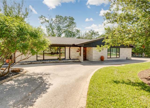 Property at 723 Shady Ln, Bryan, TX 77802, 3 beds, 3.5 baths