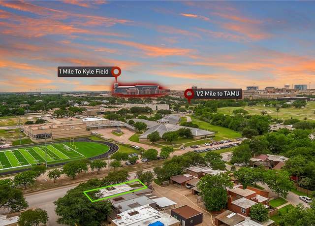 Property at 1538 Wolf Run, College Station, TX 77840, 3 beds, 2 baths