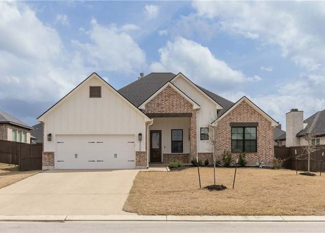 Property at 4330 Fox River Ln, Bryan, TX 77802, 4 beds, 2.5 baths
