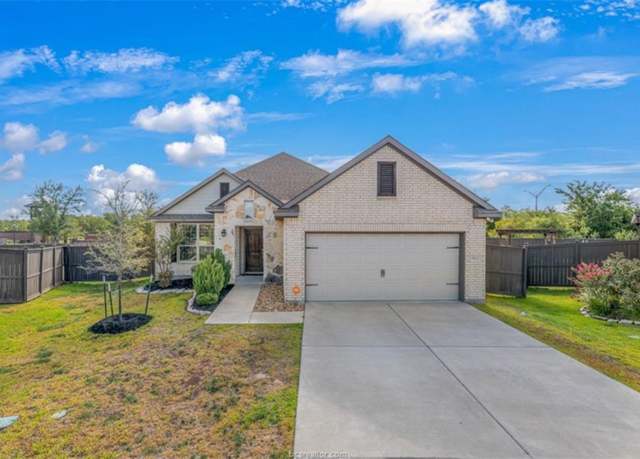 Property at 5162 Maroon Creek Dr, Bryan, TX 77802, 3 beds, 2.5 baths