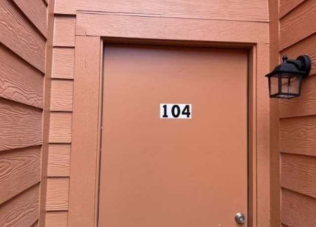Property at 1305 W Villa Maria Rd Unit D104, Bryan, TX 77801, 1 bed, 1.5 baths