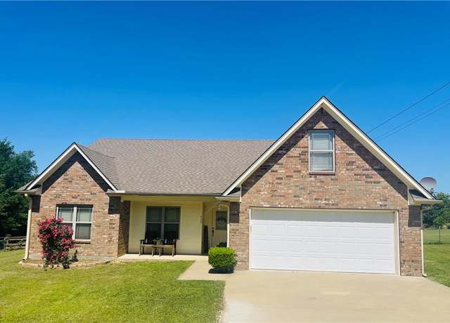Property at 525 Oak Tree Ln, Franklin, TX 77856, 5 beds, 2 baths