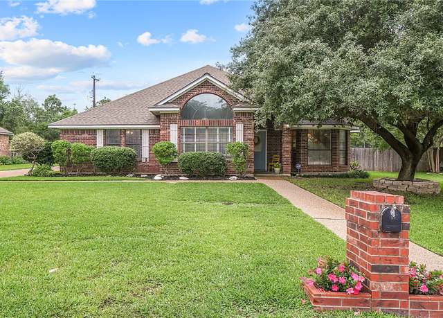 Property at 9219 Brookwater Cir, College Station, TX 77845, 4 beds, 2.5 baths