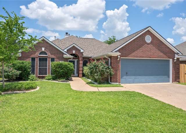 Property at 2903 Meadowbrook Ct, College Station, TX 77845, 3 beds, 2 baths