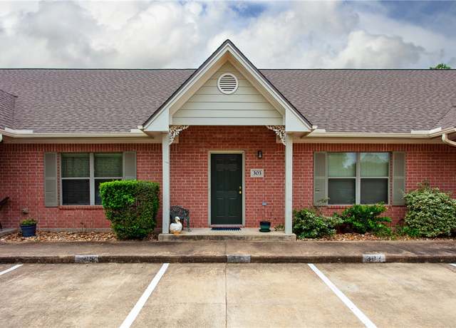 Property at 1702 Deacon Dr #303, College Station, TX 77845, 2 beds, 2 baths
