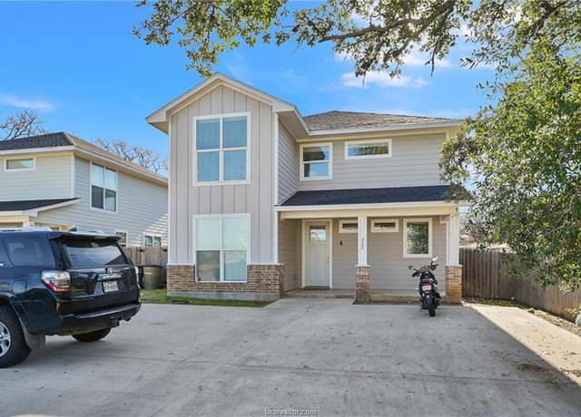Property at 313 Fairway Dr Unit A, Bryan, TX 77801, 5 beds, 5.5 baths