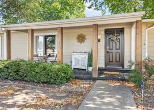 Property at 318 Kyle Avenue Ave, College Station, TX 77840, 4 beds, 3 baths