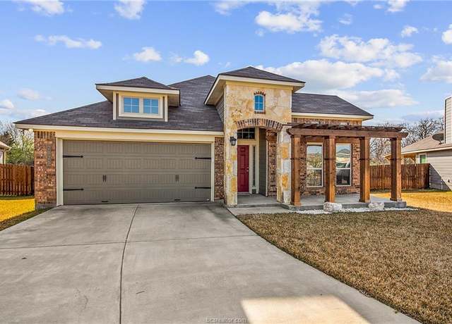 Property at 2025 Jester Trl, Bryan, TX 77807, 3 beds, 2 baths