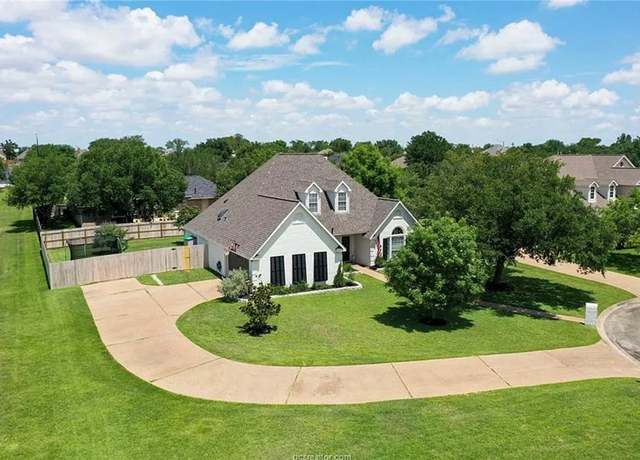 Property at 701 Putter Ct, College Station, TX 77845, 4 beds, 3 baths