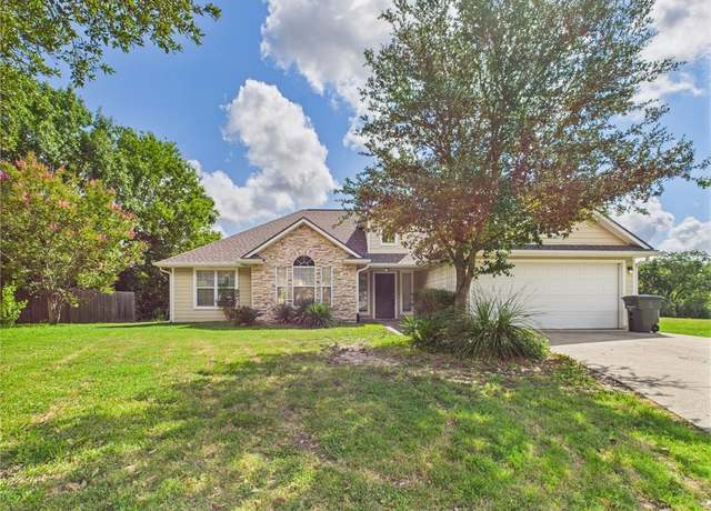 Property at 2701 Darwood Ct, Bryan, TX 77807, 3 beds, 2 baths