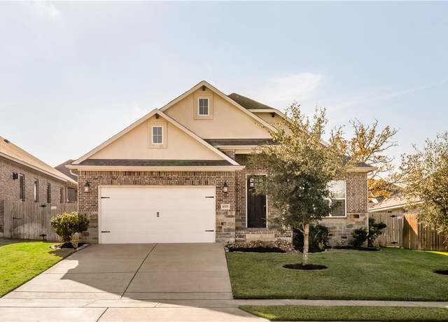 Property at 4006 Brownway Dr, College Station, TX 77845, 3 beds, 2 baths