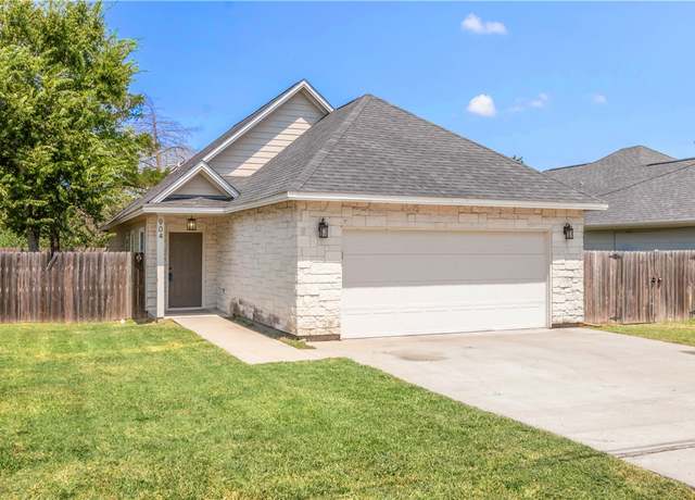 Property at 904 New York St, Bryan, TX 77803, 3 beds, 2 baths