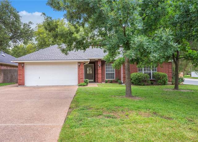 Property at 2611 Greenberry Cir, College Station, TX 77845, 4 beds, 2 baths