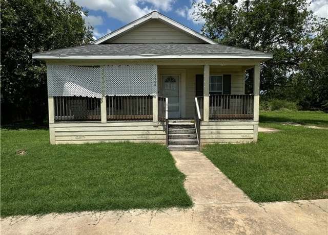 Property at 1508 Clark St, Bryan, TX 77808, 3 beds, 2 baths