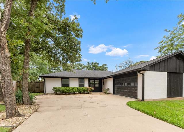 Property at 2904 Adrienne Dr, College Station, TX 77845, 3 beds, 2 baths