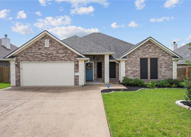 Property at 1212 Brunswick Ct, College Station, TX 77845, 4 beds, 2 baths