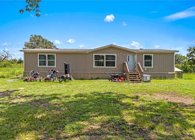 Property at 6109 County Road 139, Leona, TX 75850, 3 beds, 2 baths