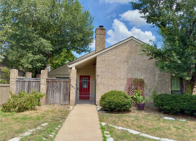 Property at 2611 Rustling Oaks Dr, Bryan, TX 77802, 4 beds, 3 baths