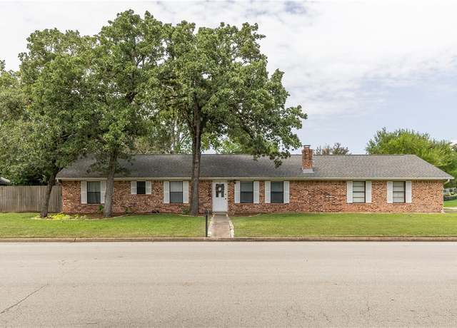 Property at 8000 Raintree Dr, College Station, TX 77845, 3 beds, 2 baths