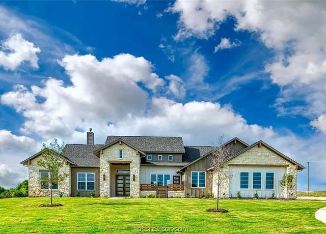 Property at 4379 Berkshire Dr, Franklin, TX 77856, 4 beds, 2.5 baths