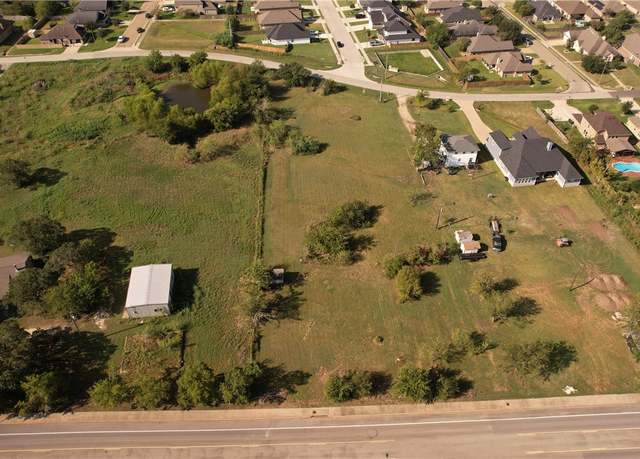 Property at 14015 Renee Ln, College Station, TX 77845