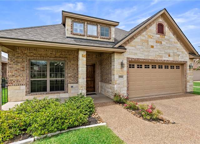 Property at 1704 Lakeshore Ct, College Station, TX 77845, 3 beds, 2 baths