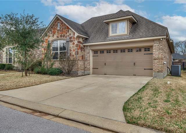 Property at 1722 Twin Pond Cir, College Station, TX 77845, 3 beds, 2 baths