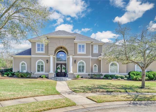 Property at 4200 Serrano Ct, Bryan, TX 77802, 5 beds, 4.5 baths