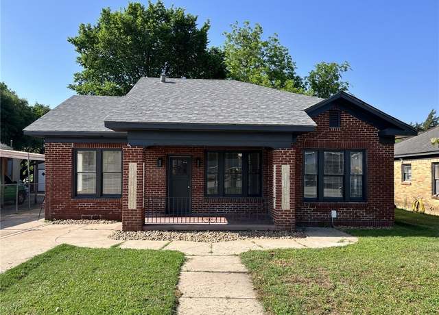 Property at 303 W 30th St, Bryan, TX 77803, 2 beds, 1 bath