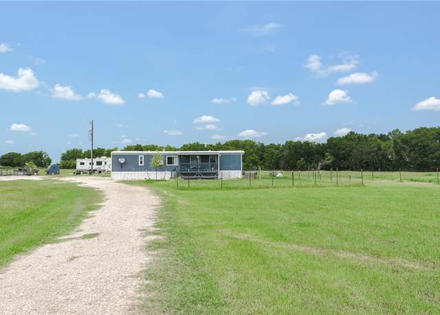 Property at 835 County Road 182, Marlin, TX 76661, 2 beds, 1 bath