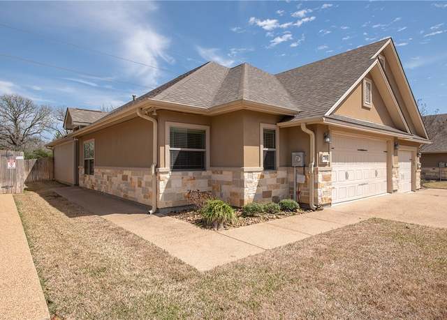Property at 1716 Lonetree Dr, College Station, TX 77845, 3 beds, 2 baths